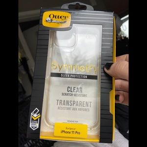 iPhone 11 Pro Otterbox Symmetry Clear Case